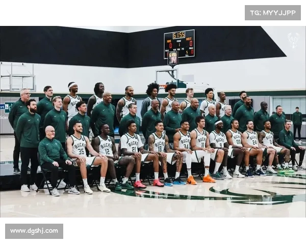 雄鹿队迎来新赛季挑战字母哥引领球队冲击总冠军荣耀