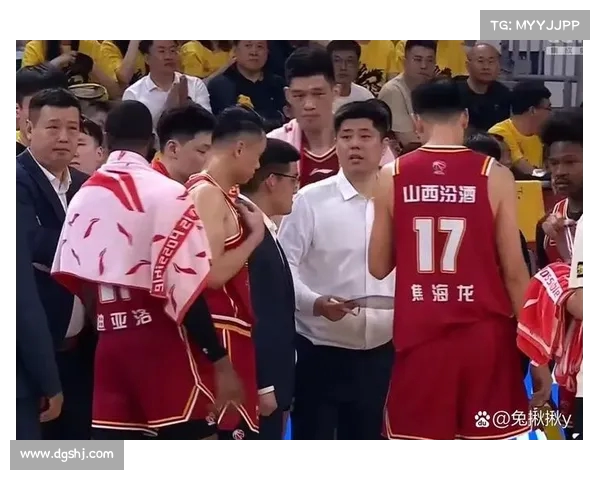 德科：每个位置的球员数量翻倍 让球队阵容更强大